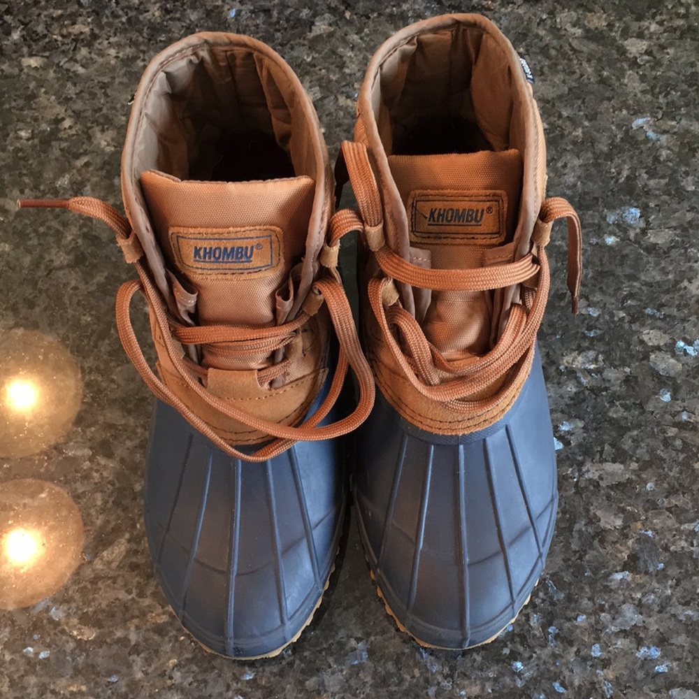 Khombu Waterproof Duck Boots size 10